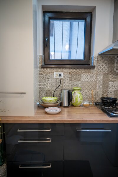 Erou Iancu Nicolae, Zoo